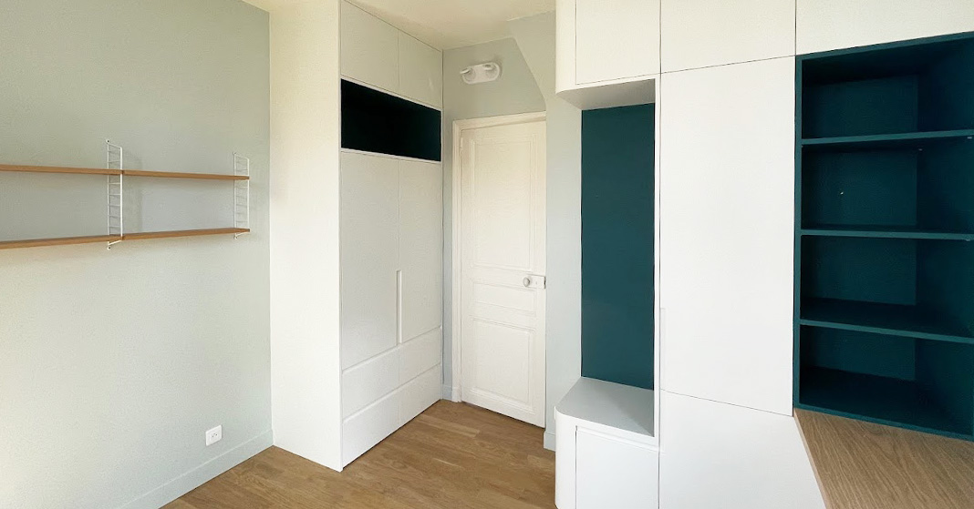projet asnieres chambre adolescentes, menuiseries sur mesure conçu par architecte d'intérieur 92