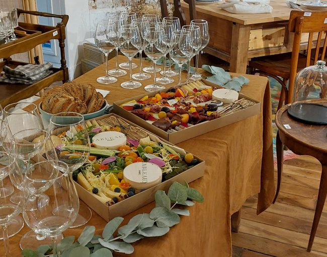 buffet tableaux paris lors de l'apéro déco organisé chez Debongout