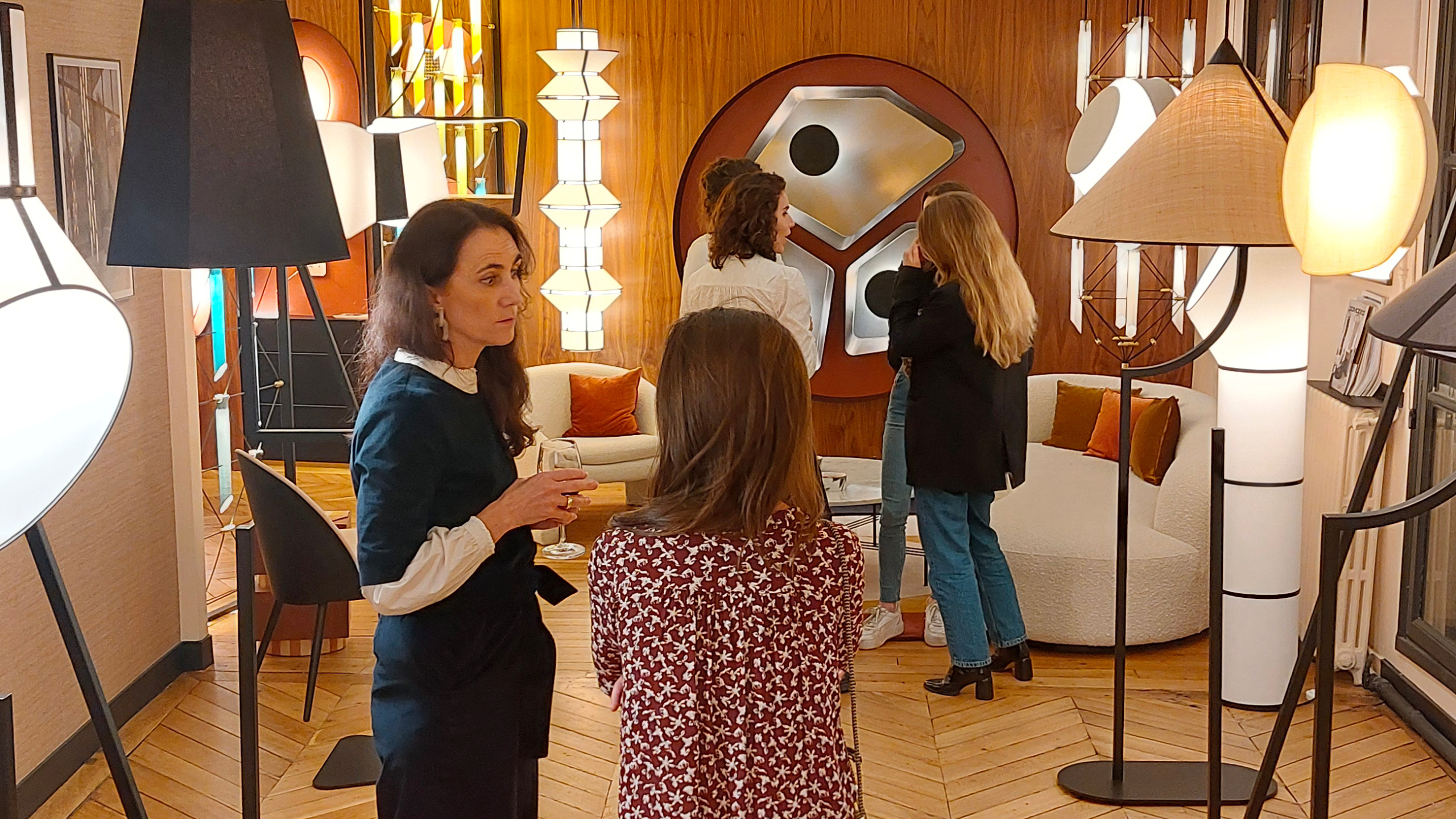 Showroom Designheure à Paris (marque de luminaires made in France)